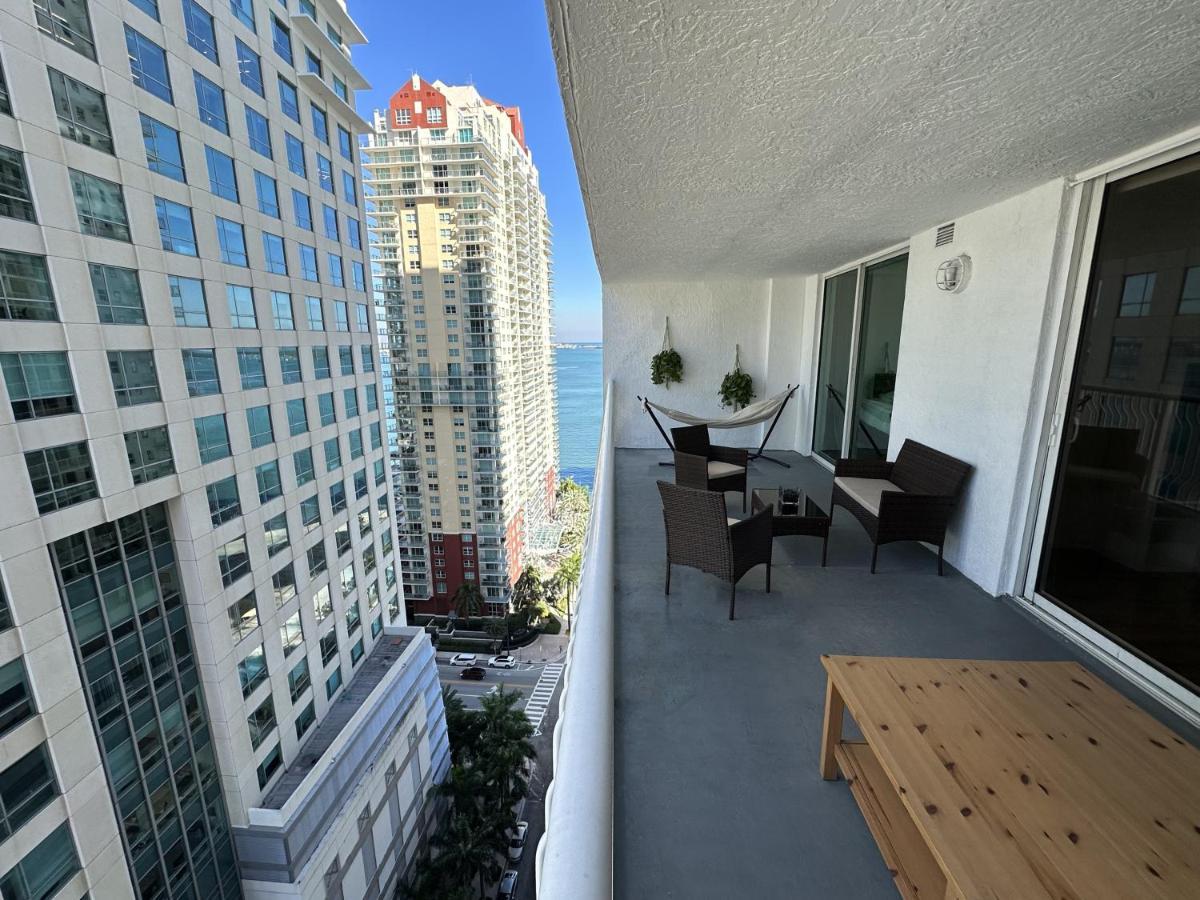 City & Sea View+Free Parking Modern Condo Майами Экстерьер фото